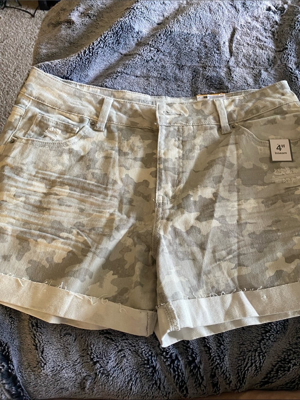 Time and Tru Neutral Camo Roll-Cuff Jean Shorts - Light Taupe